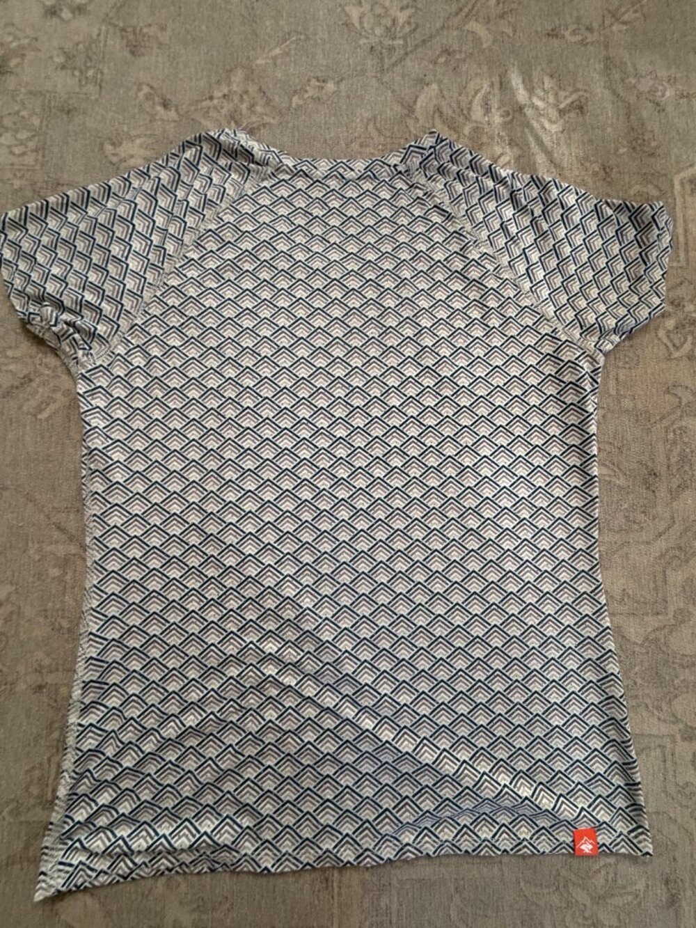 EZ Tee Perf SS Rabbit Large - Picture 2 of 2